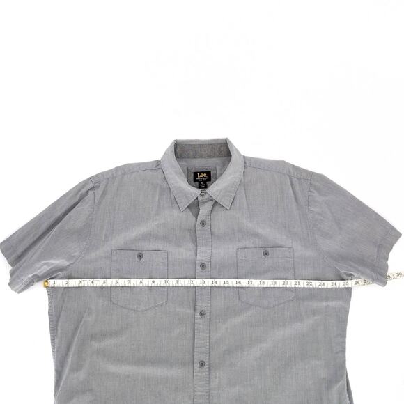 Lee Mens Light Gray Grey Button Down Short Sleeve Shirt w Pockets- Size XL - GUC - Picture 8 of 9
